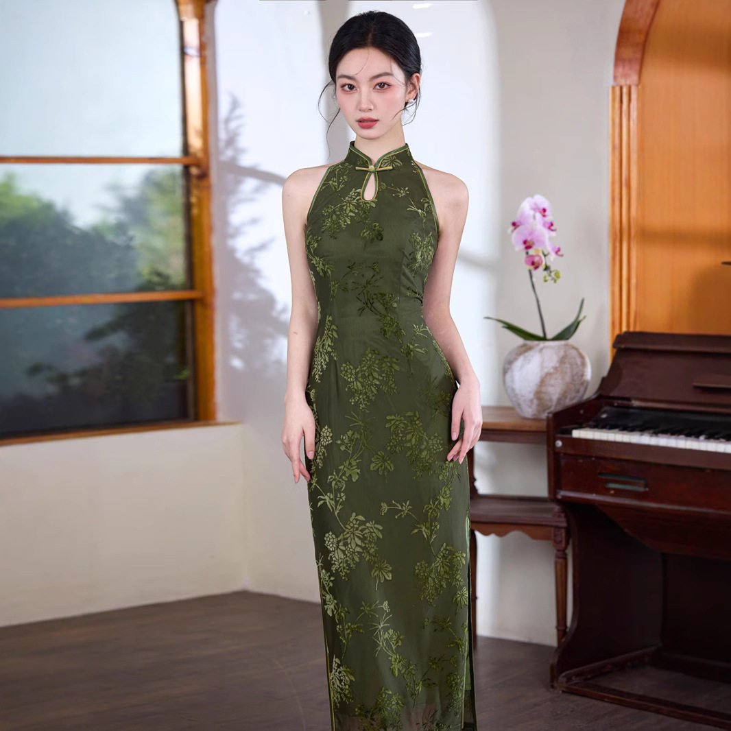 M针织提花旗袍新中式改良年轻款少女感挂脖民国风长款连衣裙夏