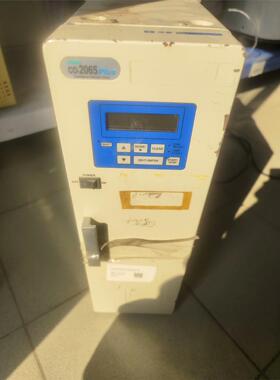 日本分光Jasco2065plus柱温箱，实物照片，通电开机