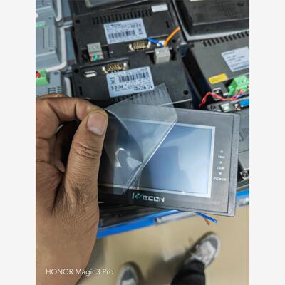 纬控4.3寸触摸屏，型号LE