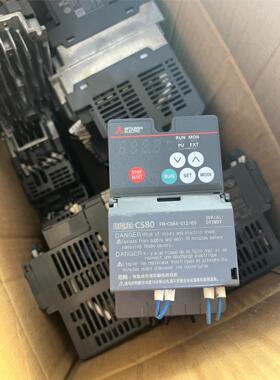 拆机三菱变频器0.4k/0.75kFR-CS84-012-6