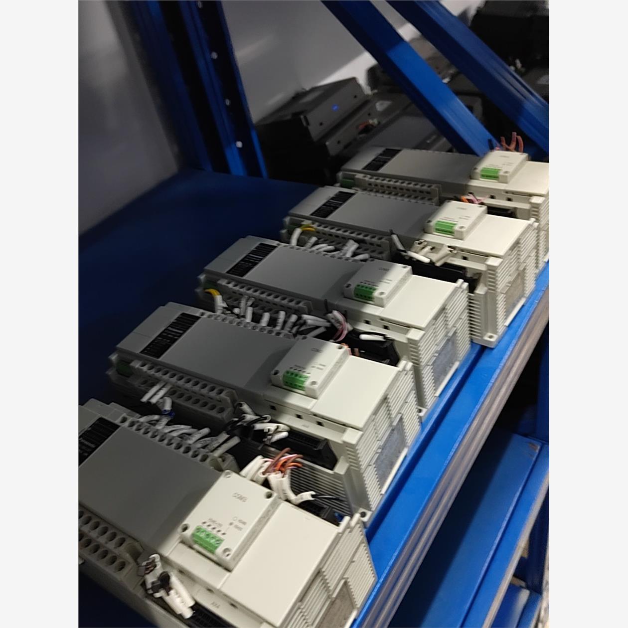 松下PLC，型号：FP-XHM4L