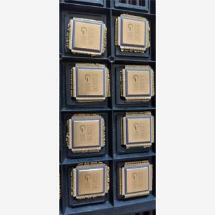 JS320F240如图全新