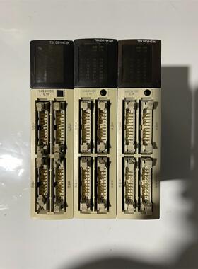 施耐德PLC模块、TSXDSY64T2K、实物图。