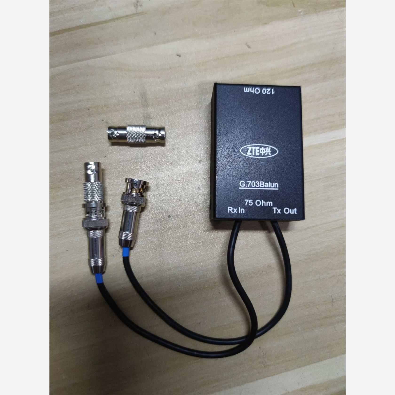 BNC转RJ45传输器E1转换器平衡转非平衡75欧转120欧