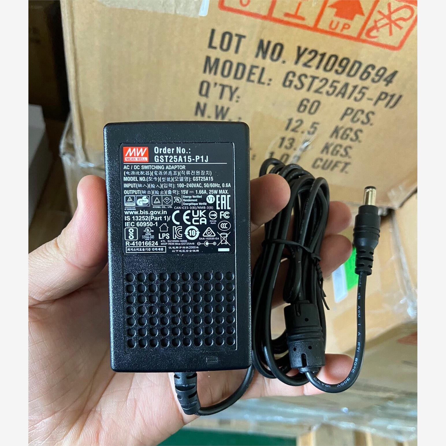 台湾明纬电源GST25A15 明纬电源适配器25Ｗ15Ｖ 数