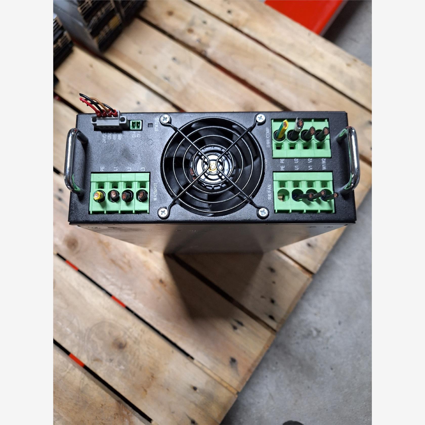 rv500-0022T3P20C20E0二手成色如图！