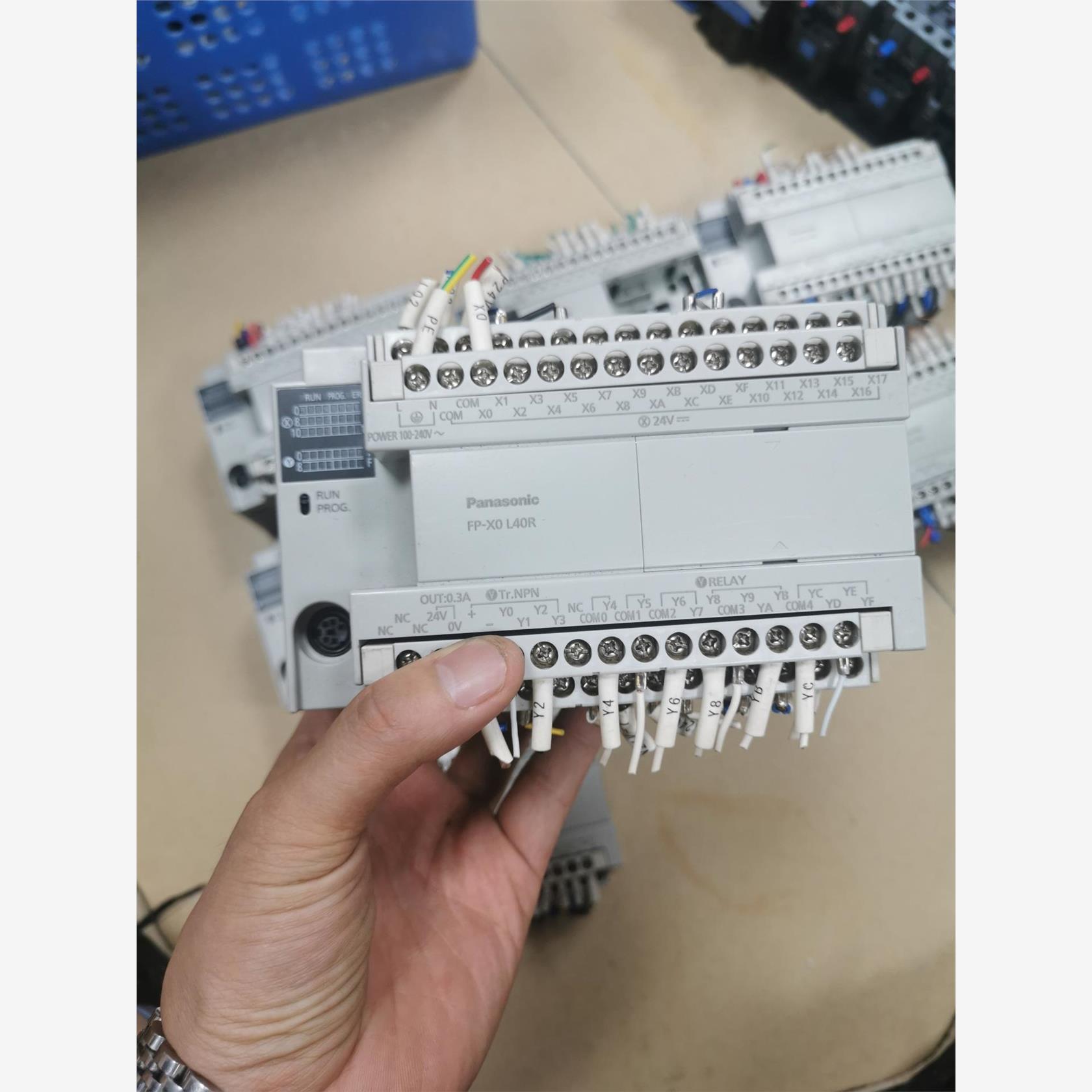 松下PLC，型号：FP-X0L40