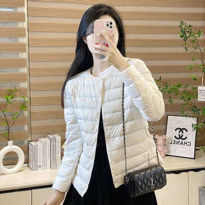 短款无领轻薄羽绒服女