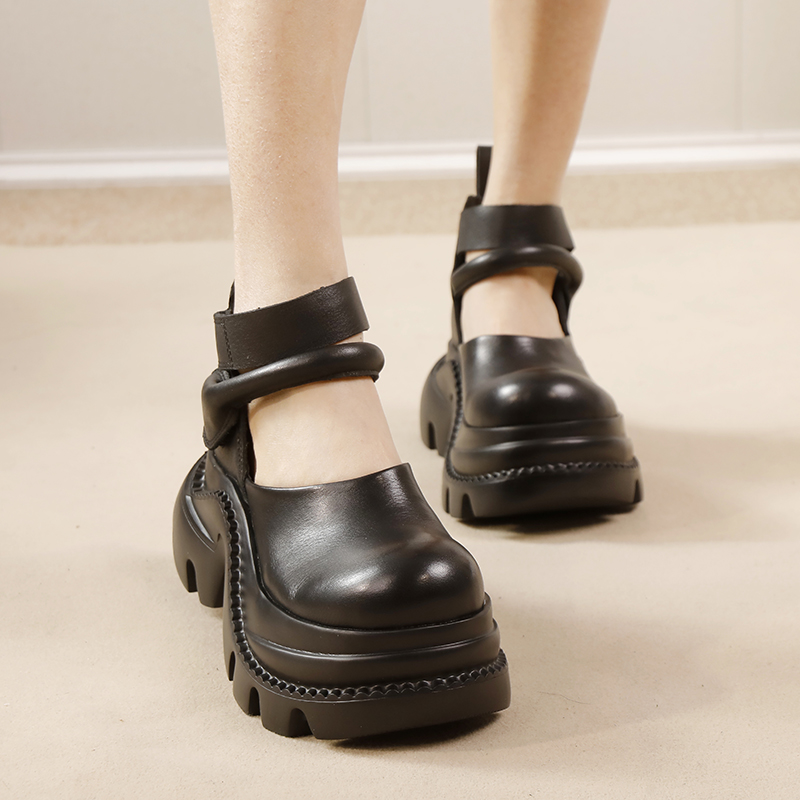 2025新款露趾休闲凉鞋