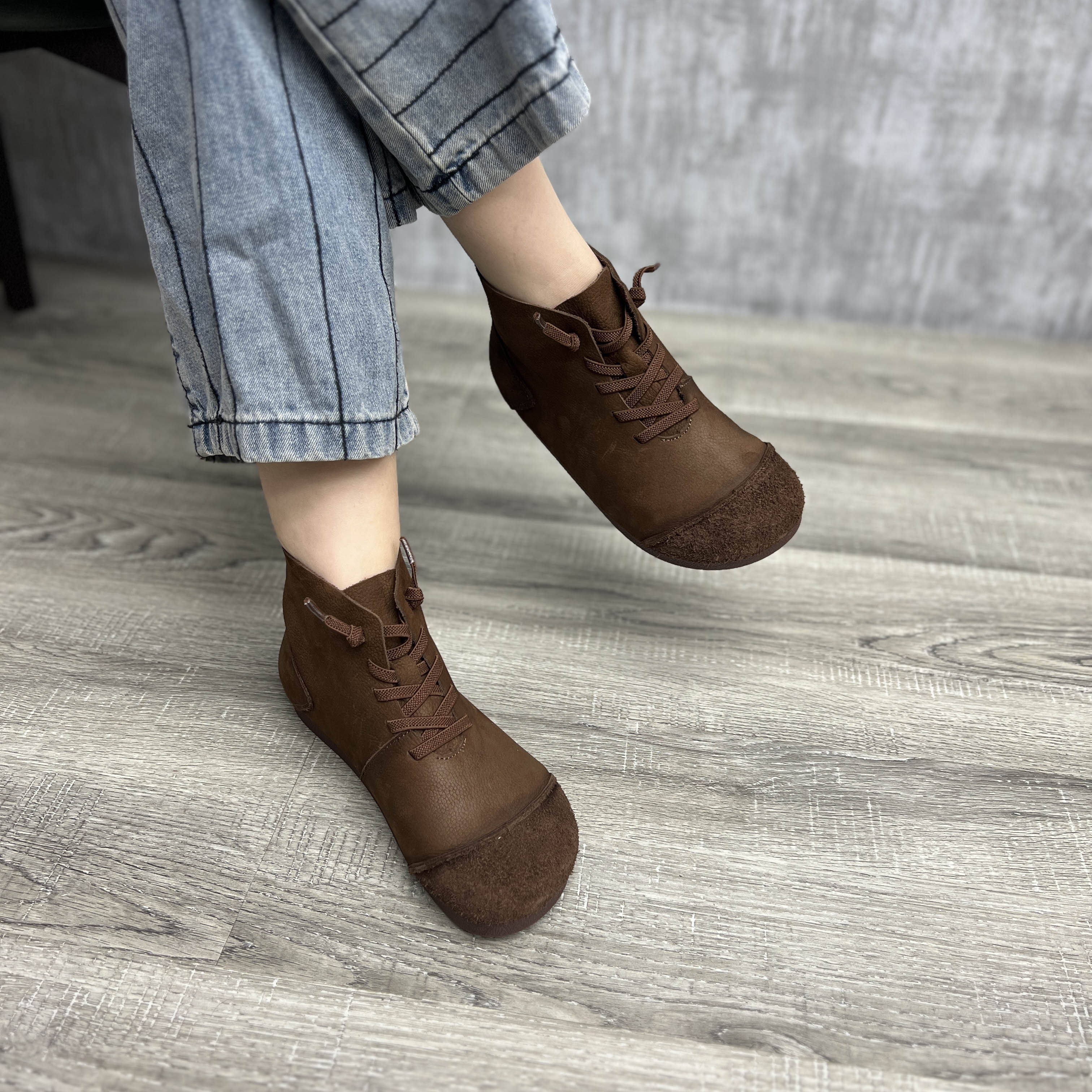 艺鞜2026年秋冬新款真皮平底休闲一脚蹬弹力绳平底文艺拼接短靴女,女鞋,马丁靴,淘宝优惠券,粉丝福利购,淘宝优惠卷