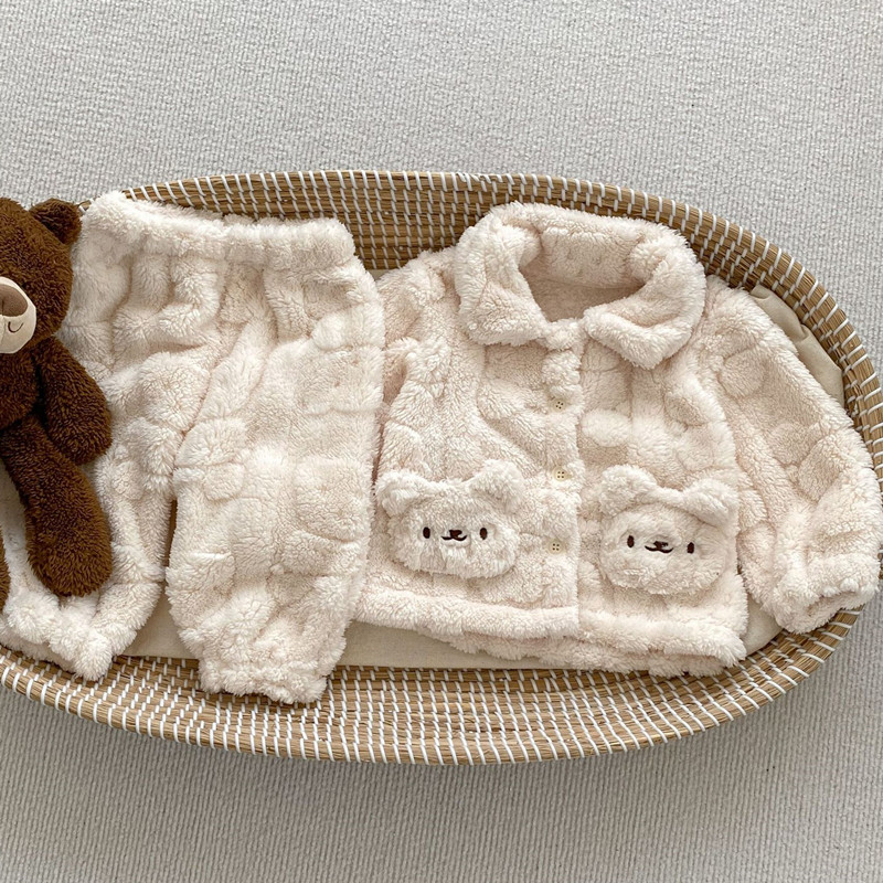 婴儿衣服秋冬款加绒可爱熊开衫