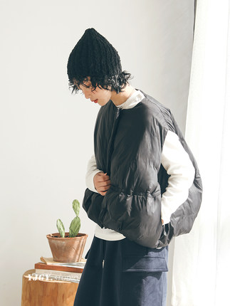 印计谷羽 2024秋冬新款羽绒马甲女宽松外穿背心网红坎肩上衣F476