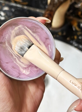 洗过才知道 化妆刷里真的很脏！刷子清洗清洁皂粉扑清洁工具神器