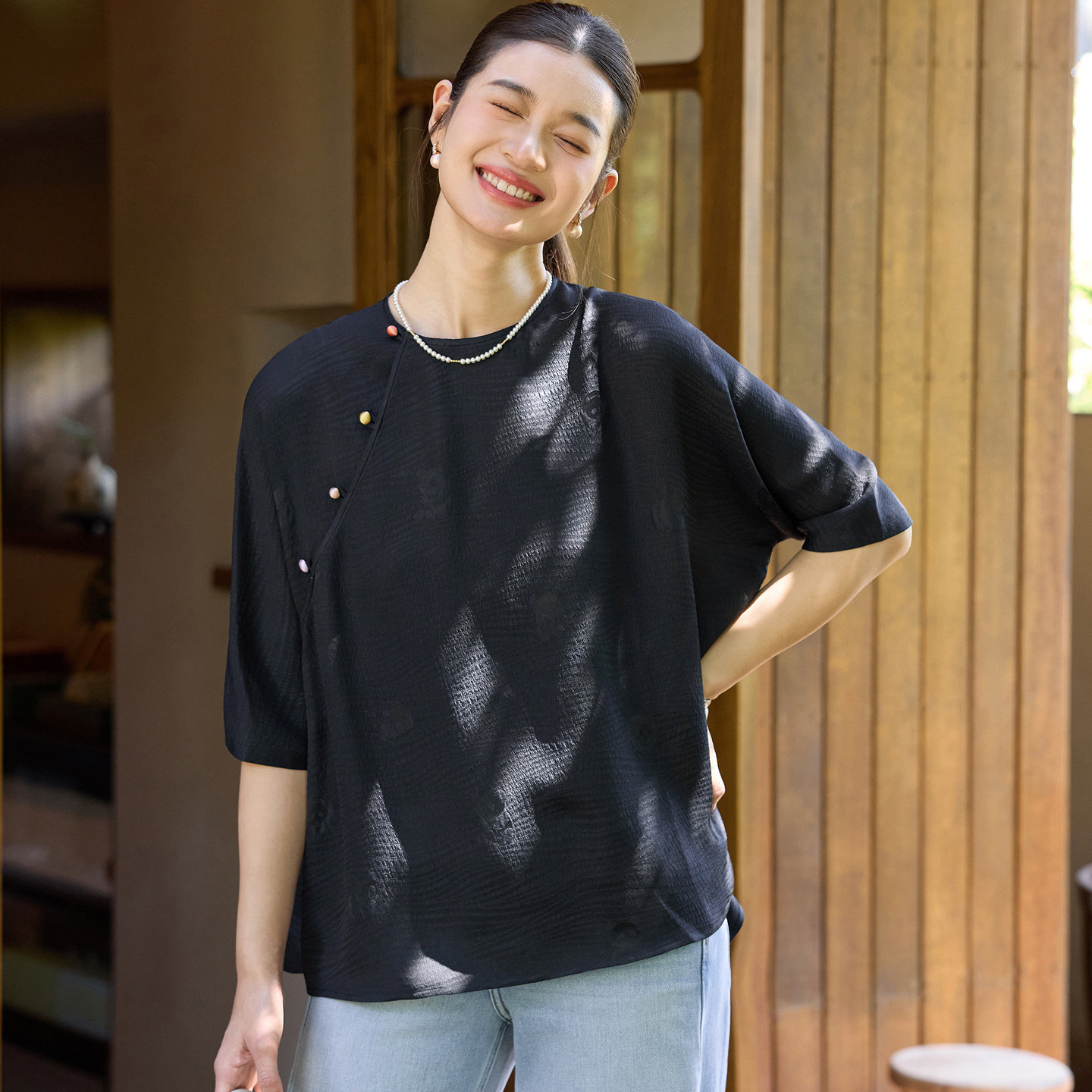 菲伊唐真丝提花夏薄款短袖包扣扣中国风复古改良圆领短衬衫女上衣