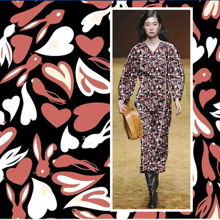 爱心兔兔图案原创花型数码印花面料仿真丝雪纺空气层羽绒服布双绉