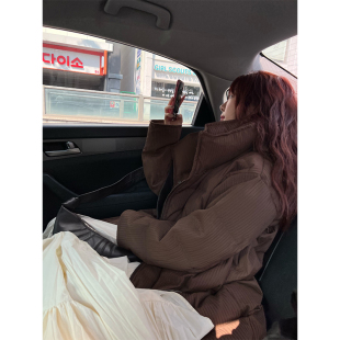 羽绒服双色长款 原创肌理感纽扣拉链设计裹住脖子 nosce temet