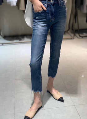 Me墙裂推荐~BI入款舒适弹力做旧蓝色毛边中腰9分牛仔裤百搭显瘦