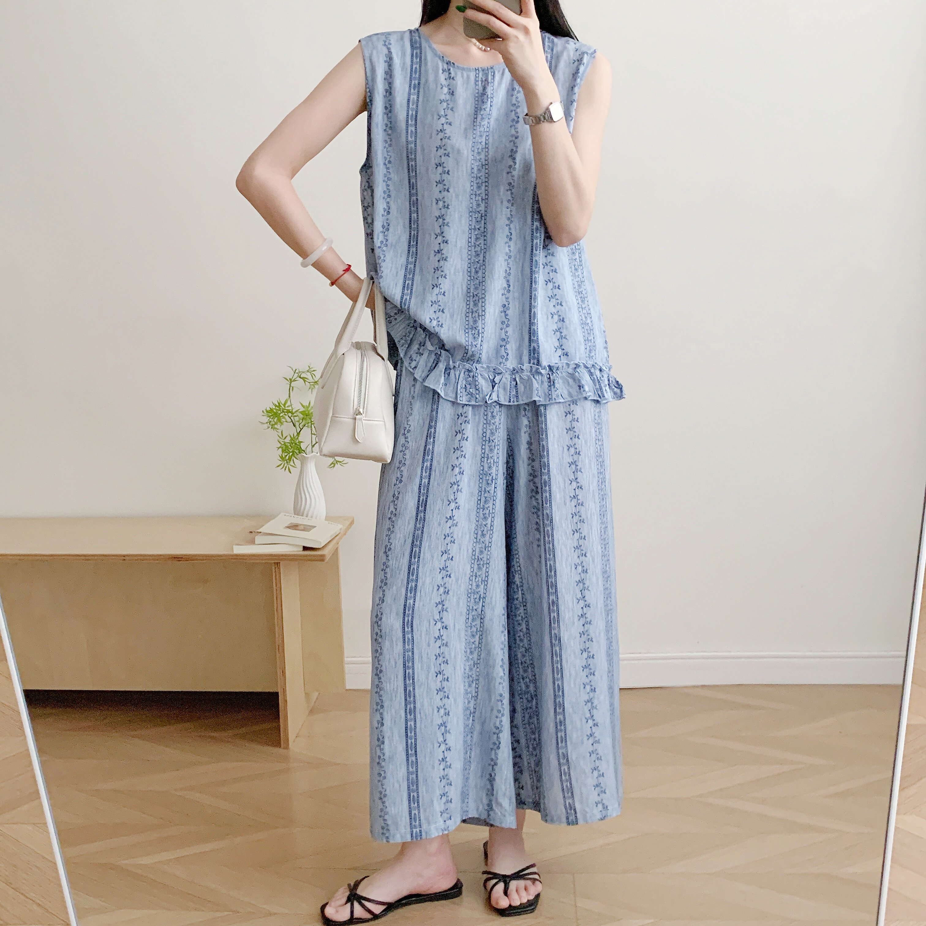 夏季通勤无袖棉绸阔腿裤两件套图片