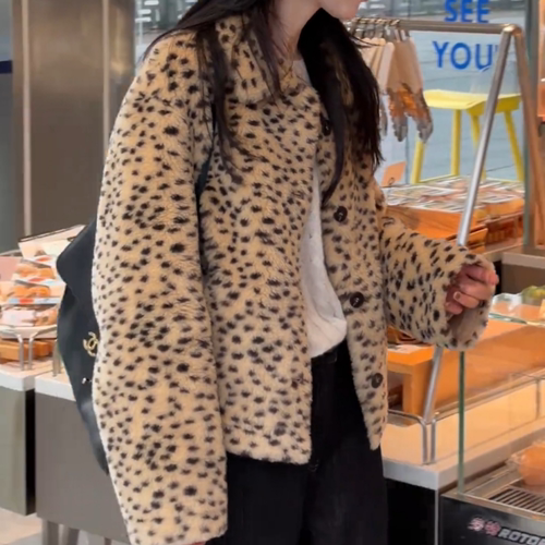 日常豹纹宽松翻领休闲短外套女
