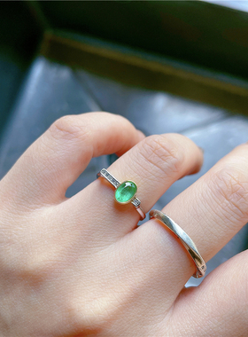 ninisn 925银显白起荧起胶赞比亚祖母绿戒指不对称简约时尚设计女
