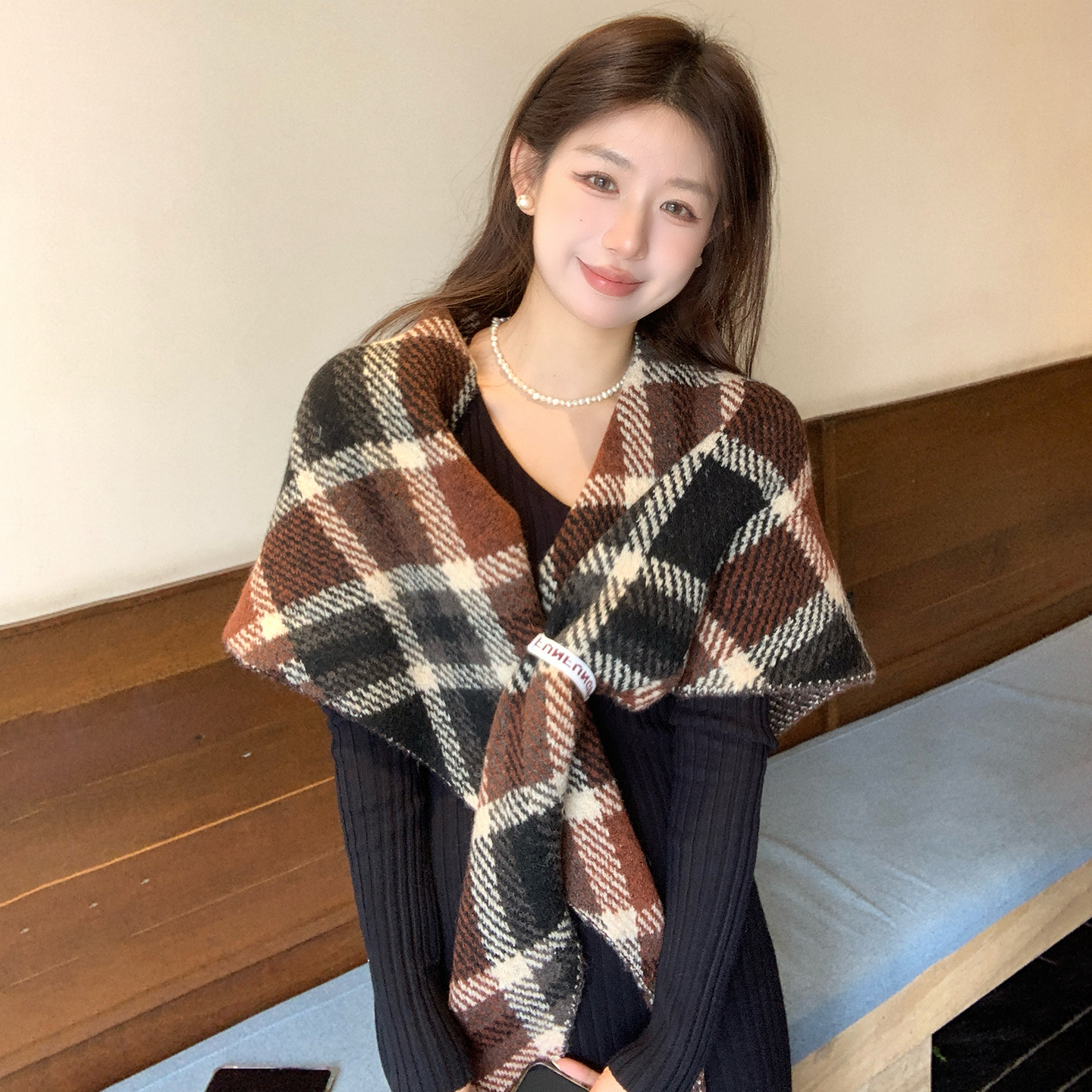 2025新款美拉德韩版时尚格子围巾女秋冬天休闲百搭护颈披肩围脖潮