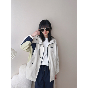 女大童外套 2025春装新款初高中生户外服撞色运动连帽休闲上衣
