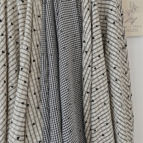 黑条纹爱心布料衣服窗帘手工DIY