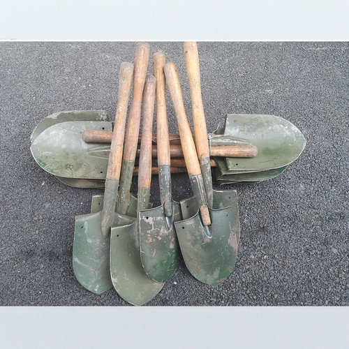 库存老式军绿铲子老式军绿