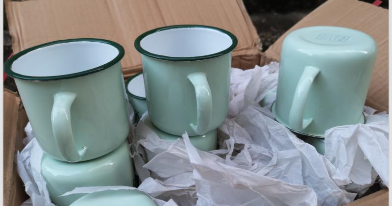 正品库存中国四字口杯青葱岁月纪念厚重扎实绿色搪瓷茶杯成色漂亮