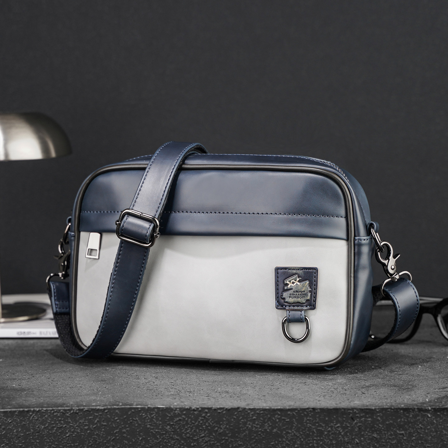 日系时尚男士单肩包简约时尚横款小方包街头男包小包新款斜挎包潮