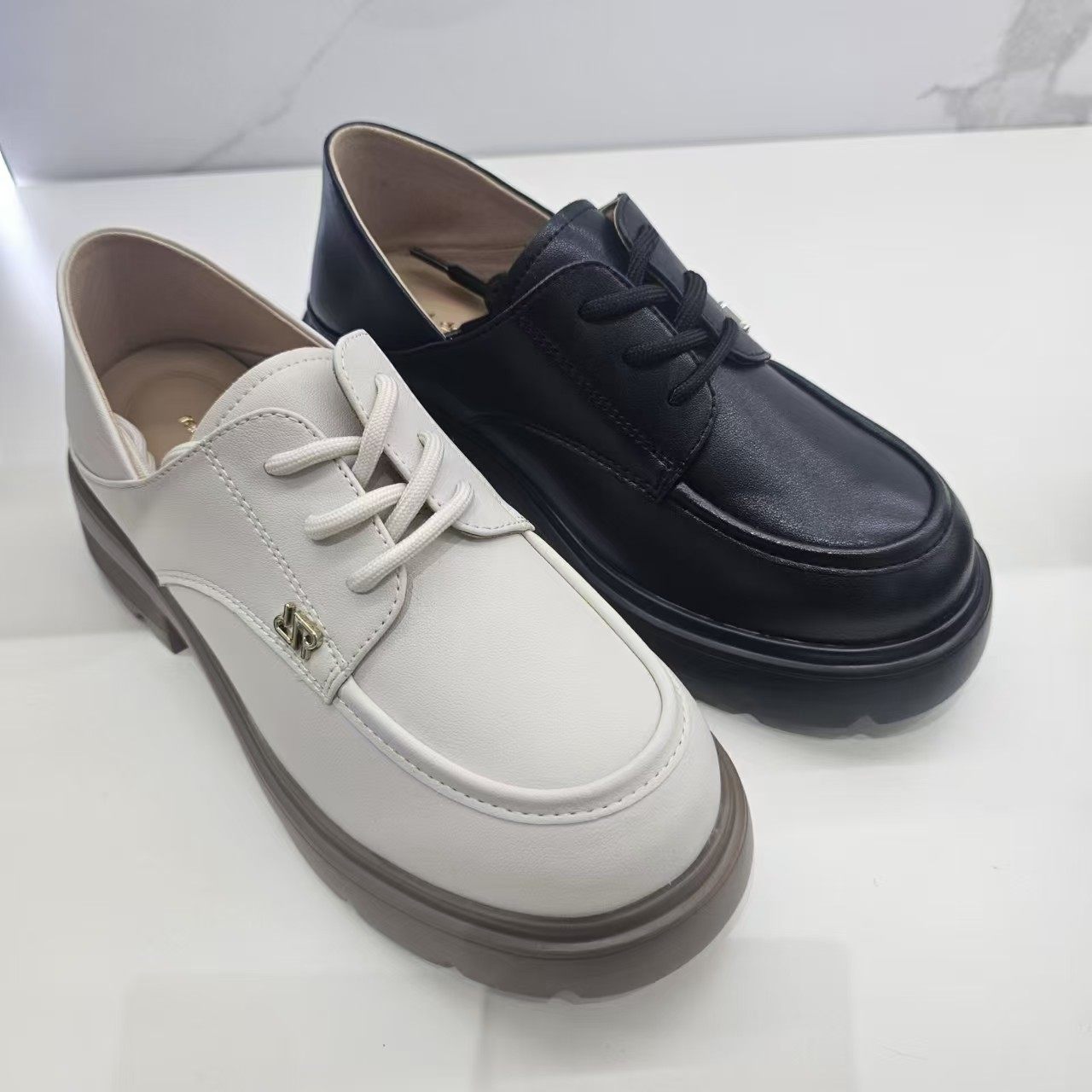 REDDRAGONFLY/红蜻蜓复古玛丽珍单鞋牛皮圆头粗跟高跟鞋实体正品