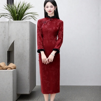 2025款绝美新中式冬装旗袍连衣裙