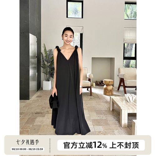 气质长裙V领系结肩带连衣裙