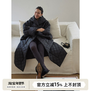 SOTHEA 时髦極简风大翻领廓形绗格长款过膝棉服棉服棉袄保暖外套