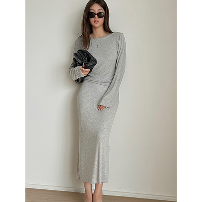 SOTHEA圆领针织上衣半身裙套装