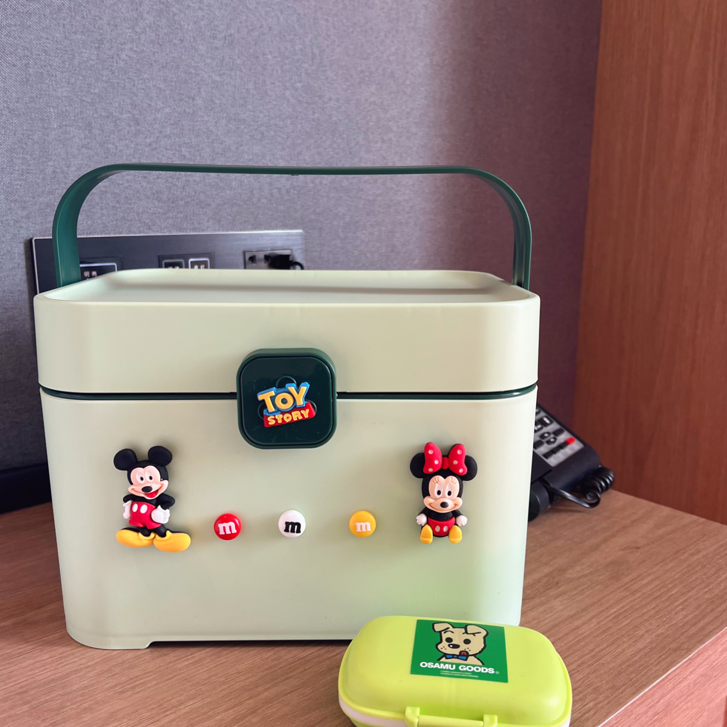 卡通大容量多层医药箱家用药箱儿童家用药退烧贴收纳盒可手提箱子