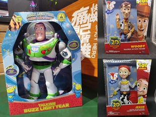 迪士尼玩具总动员4胡警长伍迪发声 翠丝 巴斯光年手办公仔