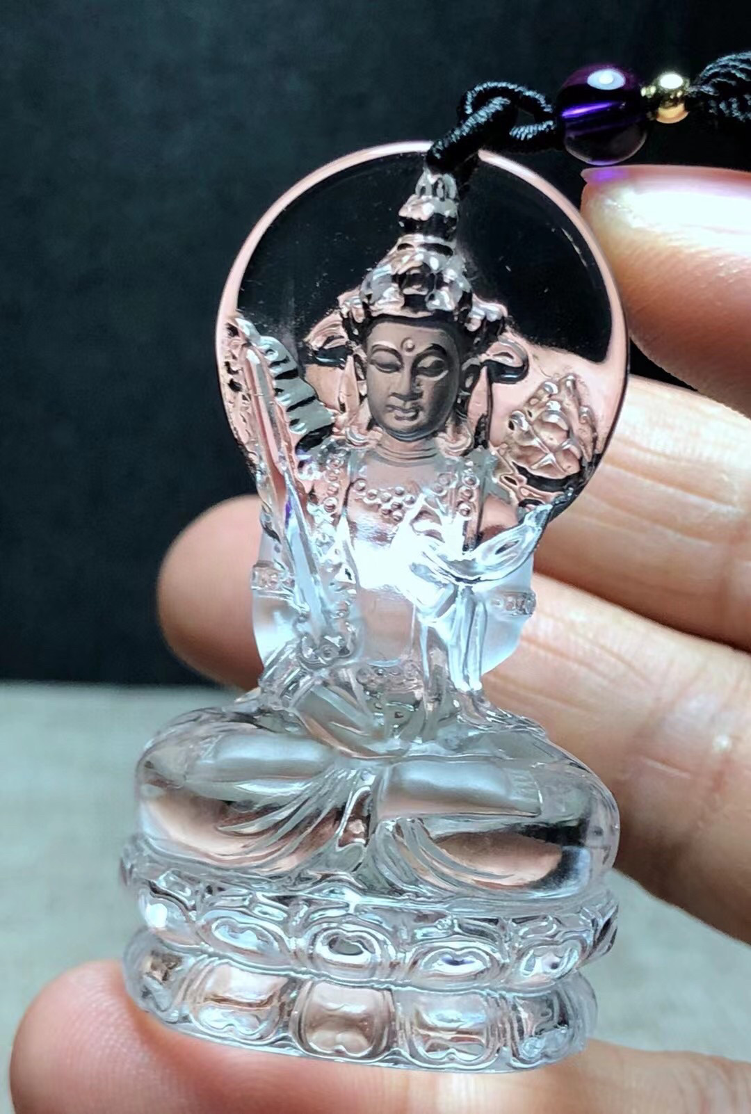 属兔天然白水晶文殊菩萨吊坠本命佛文殊菩萨座骑狮子53x30mm 30克