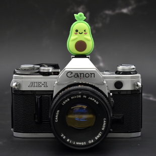 牛油果热靴盖单反相机微单通用闪光灯热靴保护座防尘盖立体卡通