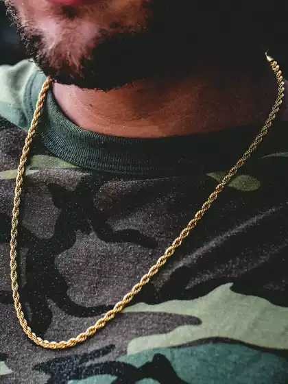 Hip-Hop Gold Necklace, Titanium Steel Twisted Fake Gold Chain, Internet Celebrity Necklace, Non-Fading Versatile Pendant