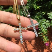 欧美街头嘻哈说唱风超闪锆石十字架钛钢项链男女夜店百搭潮配饰品