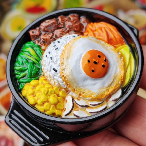 六件8折石锅拌饭冰箱贴3d树脂食玩仿真美食磁吸装饰烤乳猪