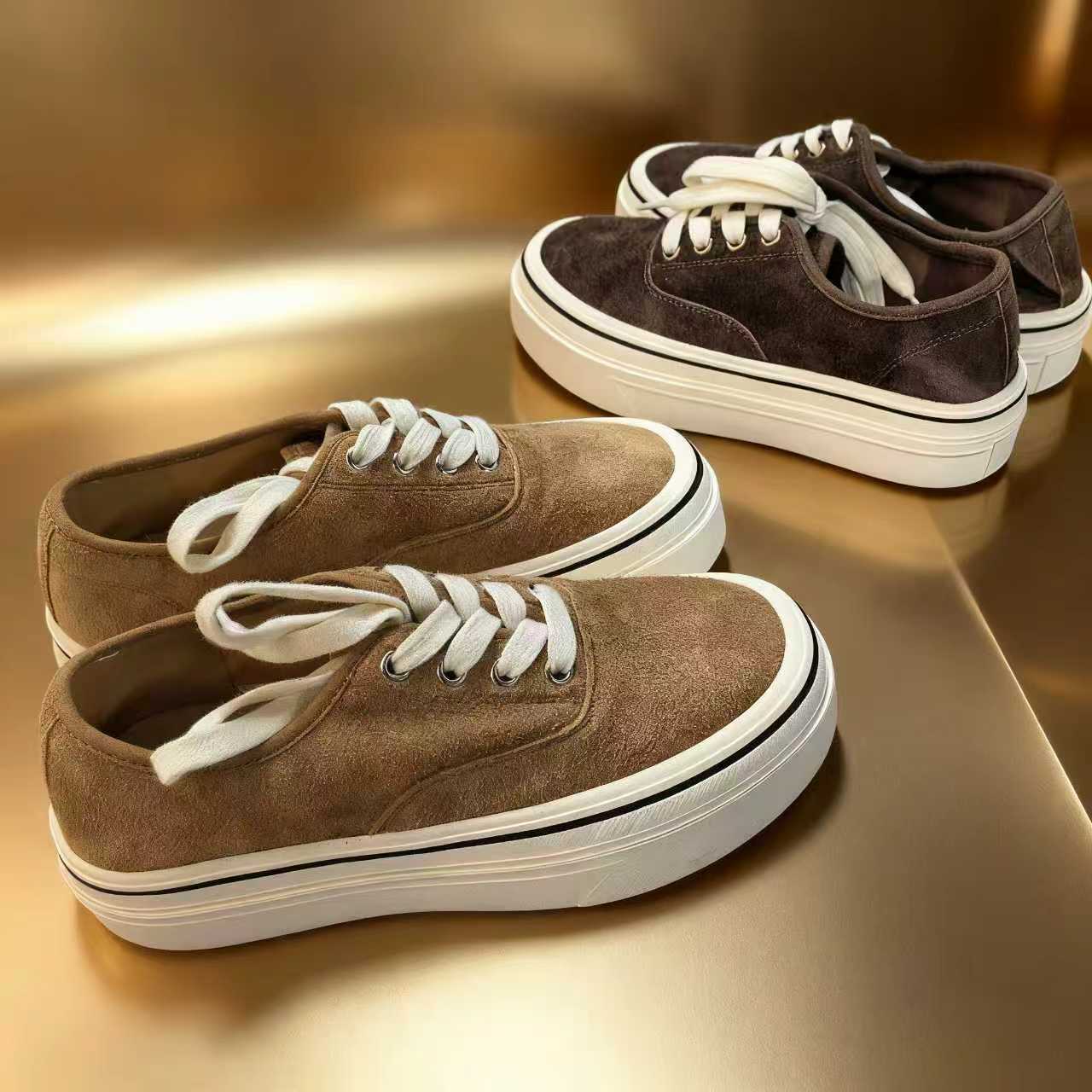 超好穿牛皮板鞋