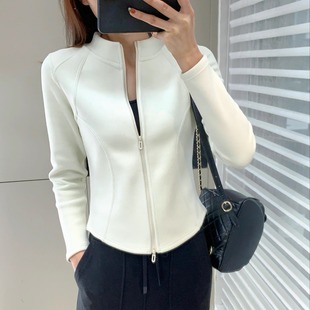 小蛮腰太绝了 显瘦保暖立领外套女上衣冬 立体裁剪显身材比例修身