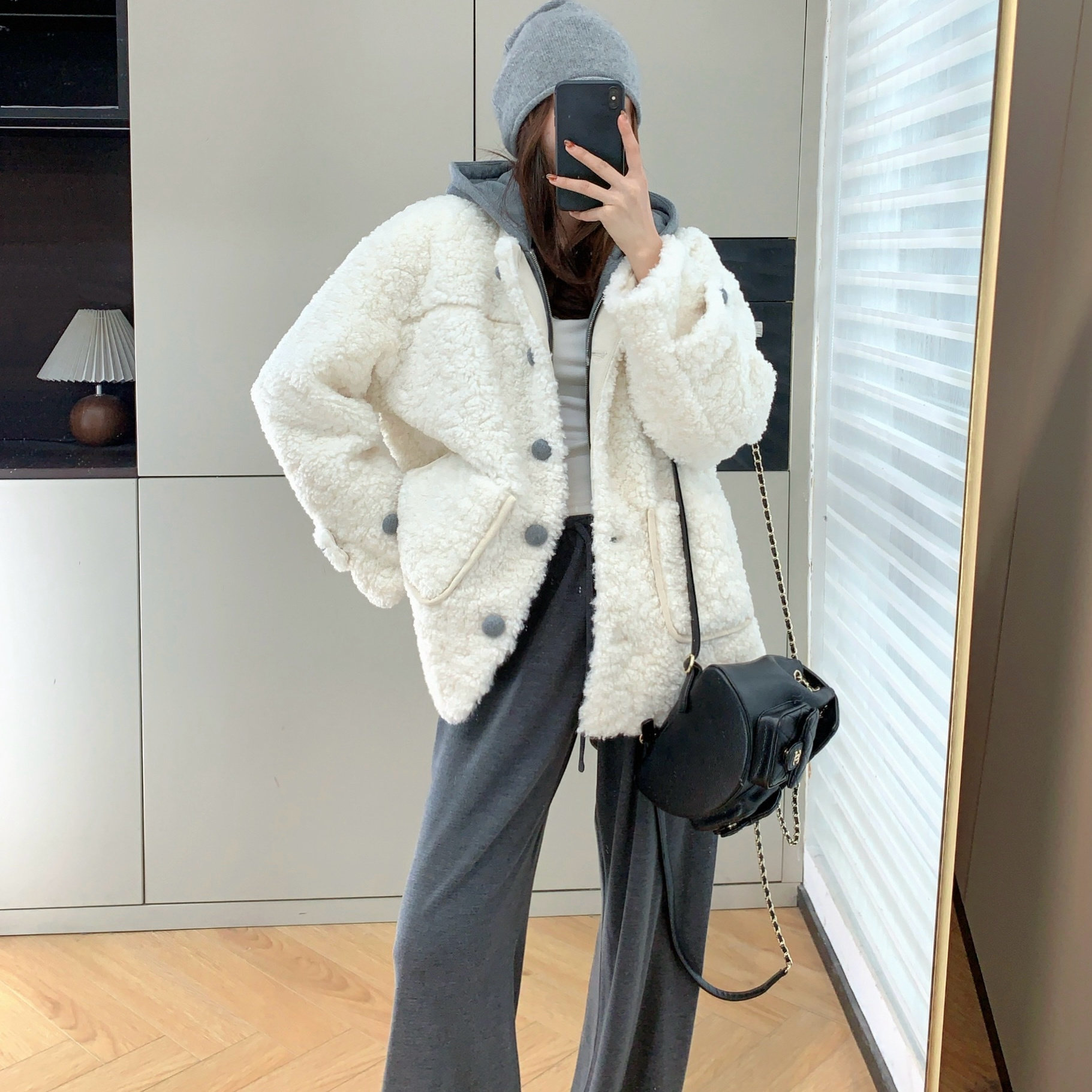 90白鸭绒白色拼接羽绒服外套