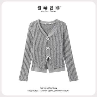 草莓粉丝专享 V领长袖针织衫女假两件设计感修身打底衫上衣CK021