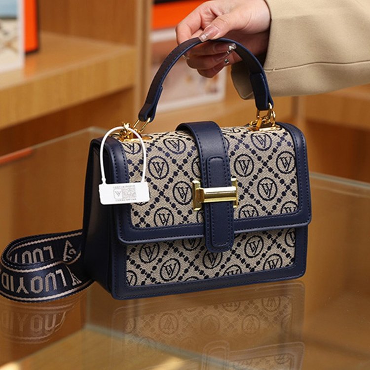 2022春季新款通用款女包单肩包