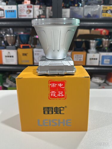 雷蛇D006强光泛光户外超亮头灯激光炮超长续航远射钓鱼大功率头戴