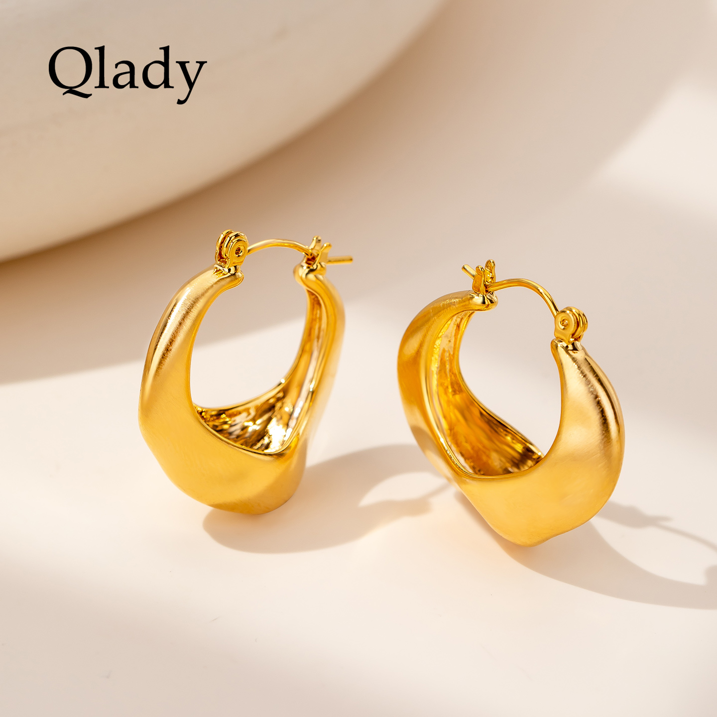 贵气拉丝耳圈金色耳饰女巨好看素圈耳环圈圈2025新款爆款高级耳坠