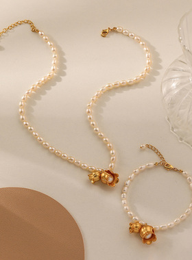 新款法式复古天然淡水珍珠铃兰花项链女时尚高级感简约气质锁骨